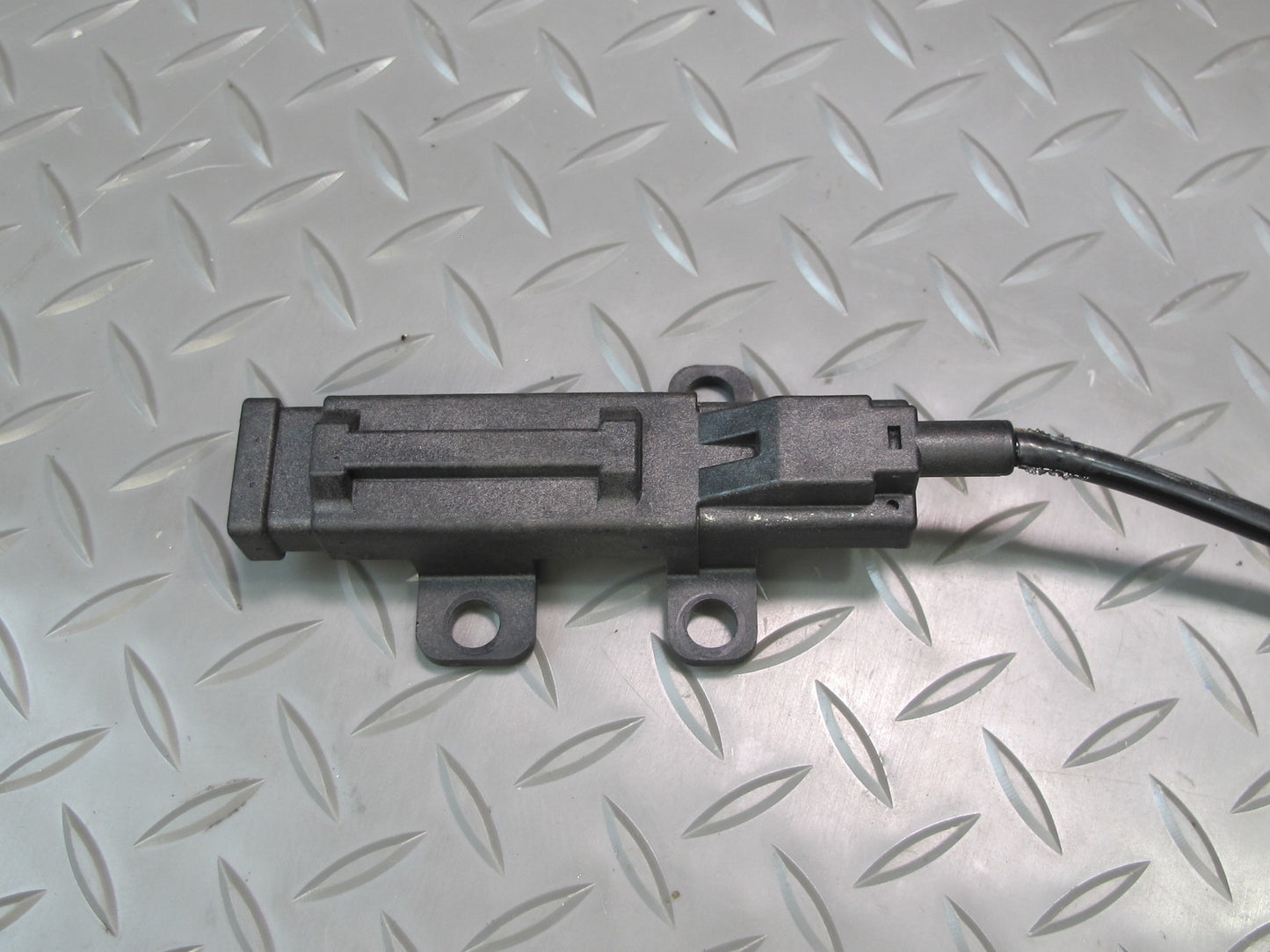 03-06 Mercedes R230 Sl-class Door Keyless GO Antenna Sensor 2308200075 OEM