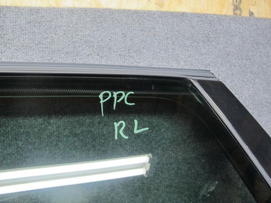 2011-2018 Porsche Cayenne 958 Rear Left Side Door Shell Panel W/ Glass Black