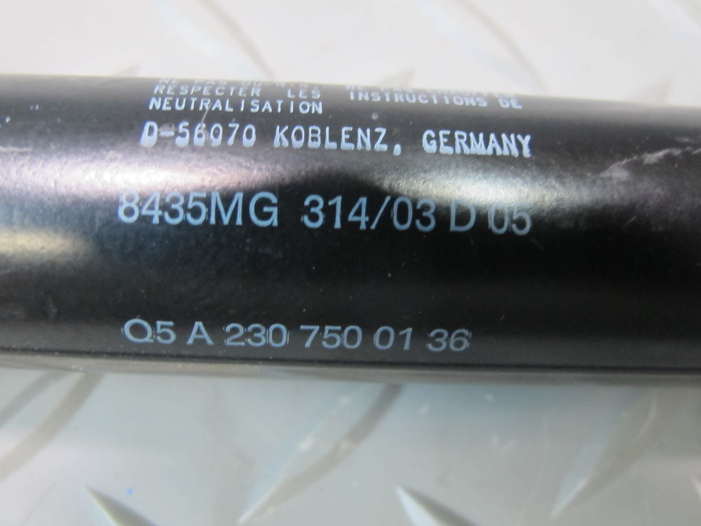 03-12 Mercedes R230 SL Set of 2 Rear Trunk Lid Shock Support 2307500136 OEM