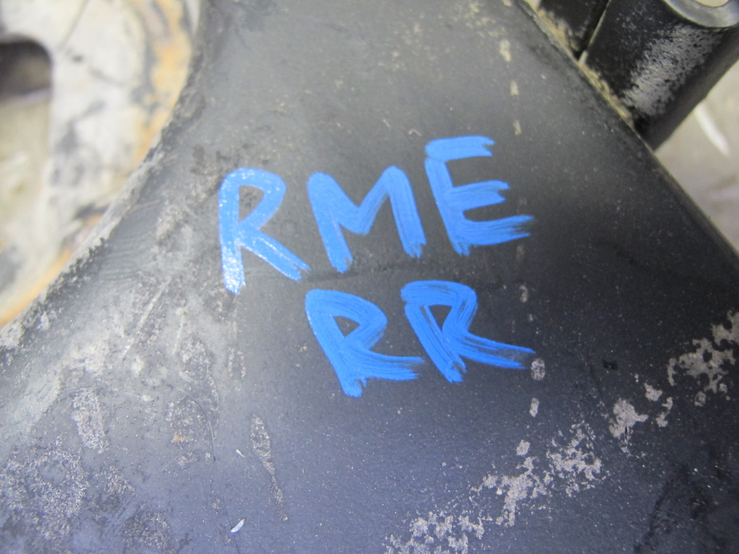 77-85 Mercedes W123 300D Sedan Rear Right Spindle Knuckle Wheel Hub Bearing OEM