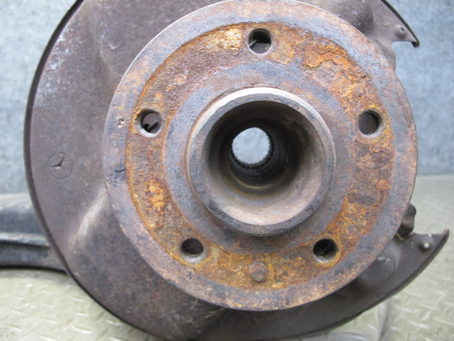 77-85 Mercedes W123 300D Sedan Rear Left Spindle Knuckle Wheel Hub Bearing OEM