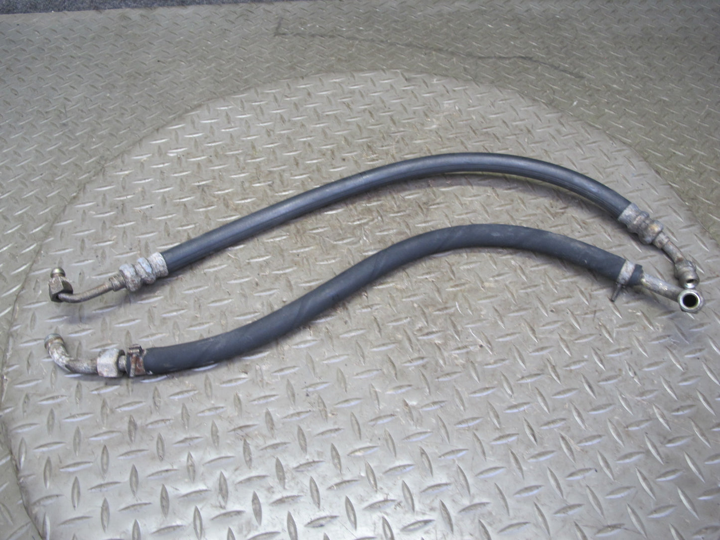 81-85 Mercedes W123 300D Set of 2 Power Steering Hose Pipe Line OEM