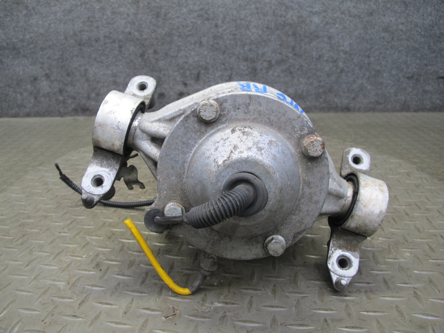 2011-2018 Porsche Cayenne S 958 4.8L Rear Right Air Ride Shock Strut Absorber