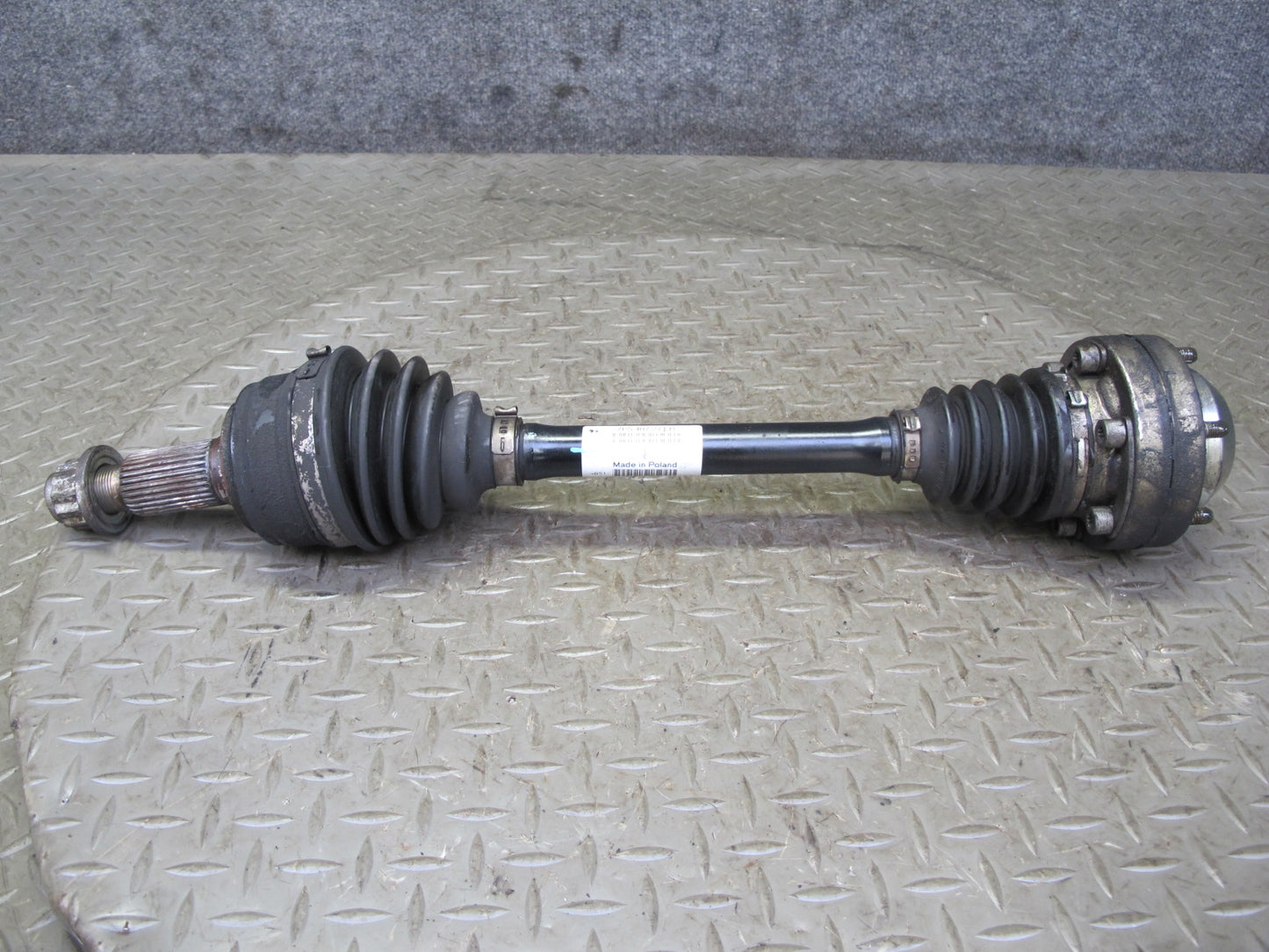 2011-2018 Porsche Cayenne S 958 Front Left Driver Side CV Axle Shaft