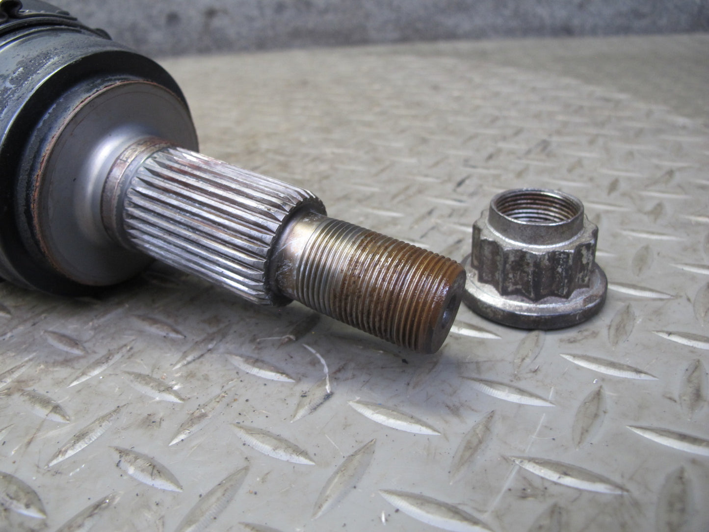 2011-2018 Porsche Cayenne S 958 Front Left Driver Side CV Axle Shaft