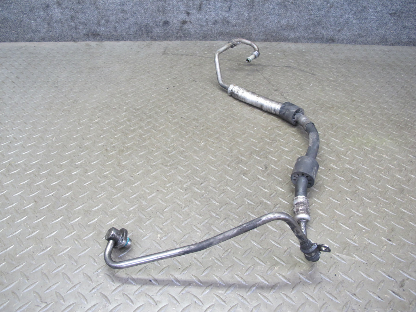 2011-2018 Porsche Cayenne 958 4.8L Power Steering Hose Pipe Line Set of 2