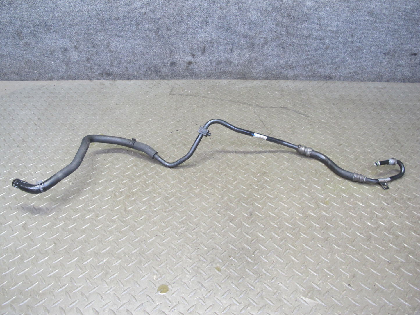 2011-2018 Porsche Cayenne 958 4.8L Power Steering Hose Pipe Line Set of 2