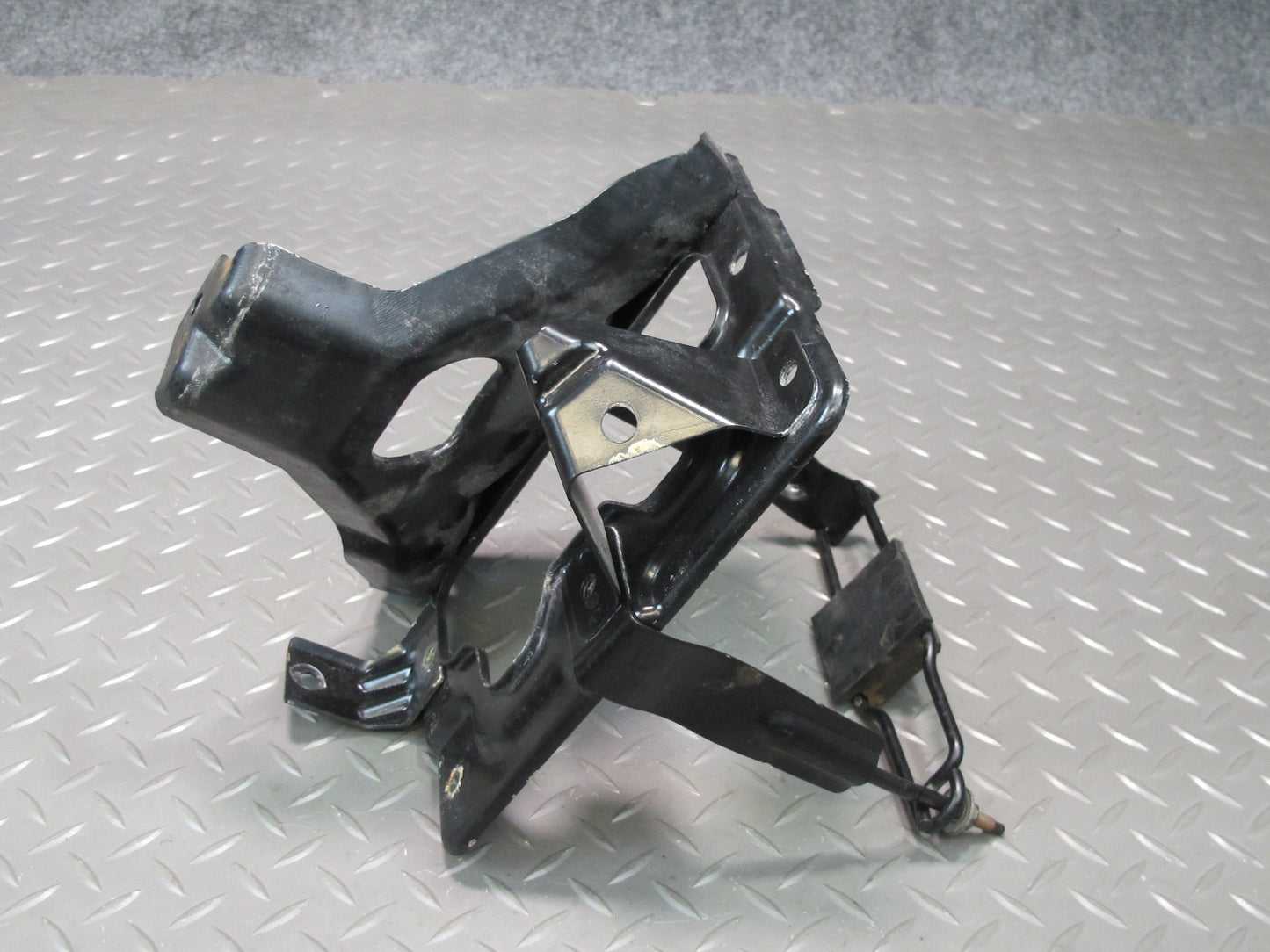 03-12 Mercedes R230 Sl-class Battery Holder Tray Bracket Support 2306200318 OEM