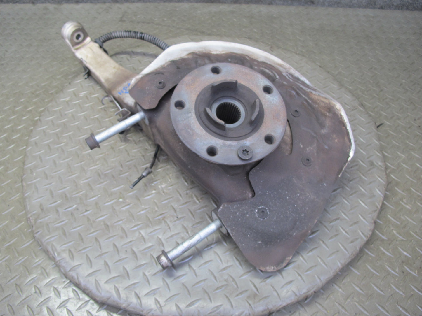 2011-2018 Porsche Cayenne 958 AWD Front Left Spindle Knuckle Wheel Hub Bearing