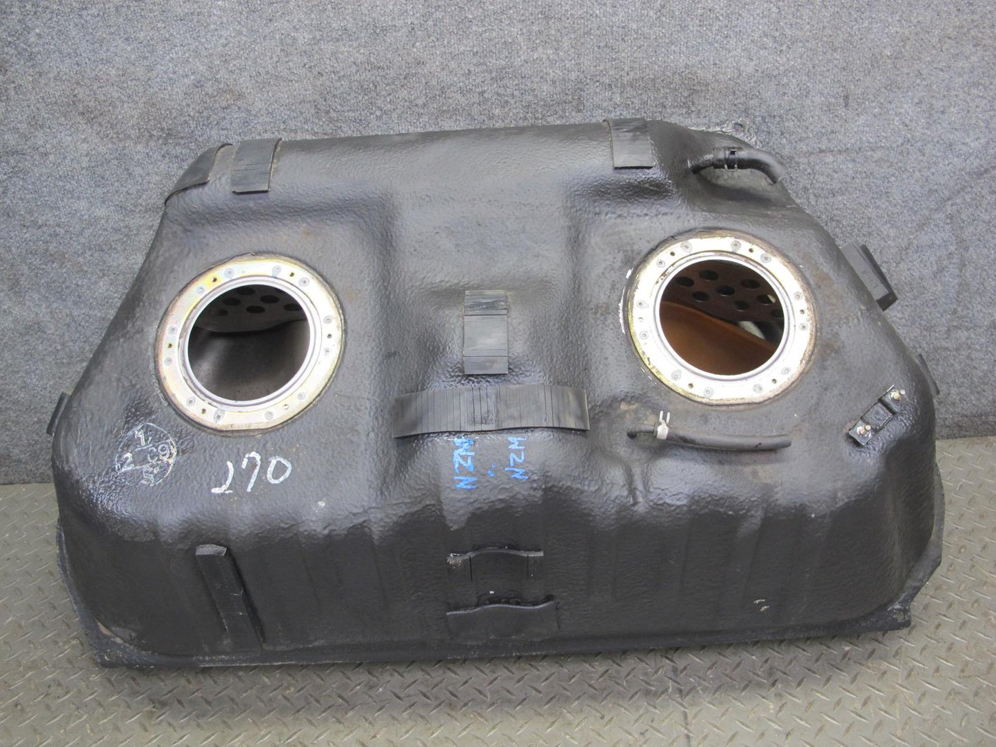 90-96 Nissan Z32 300ZX 2+0 Turbo Gas Fuel Tank Unit OEM