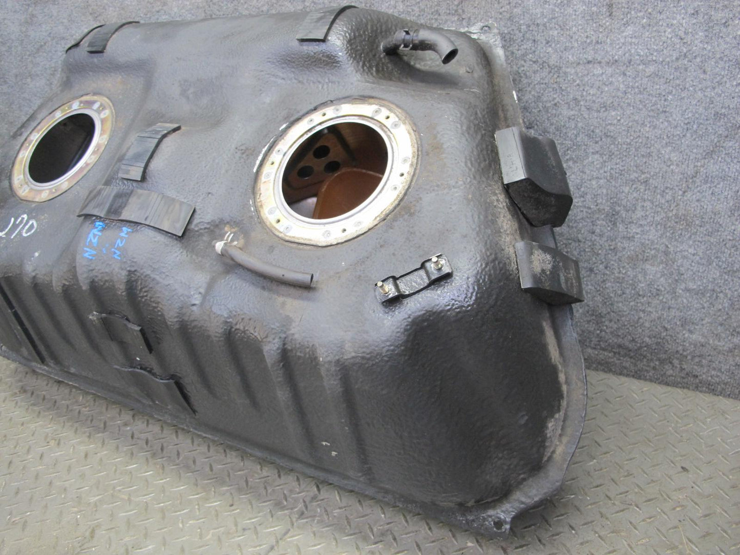 90-96 Nissan Z32 300ZX 2+0 Turbo Gas Fuel Tank Unit OEM