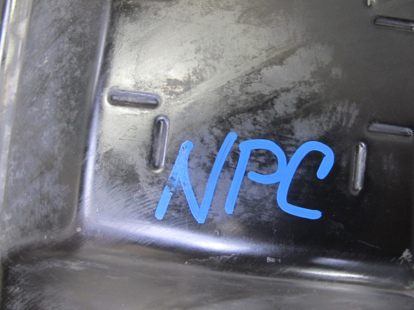 2011-2018 Porsche Cayenne S 958 Automatic Transmission Oil Pan 0C8321361