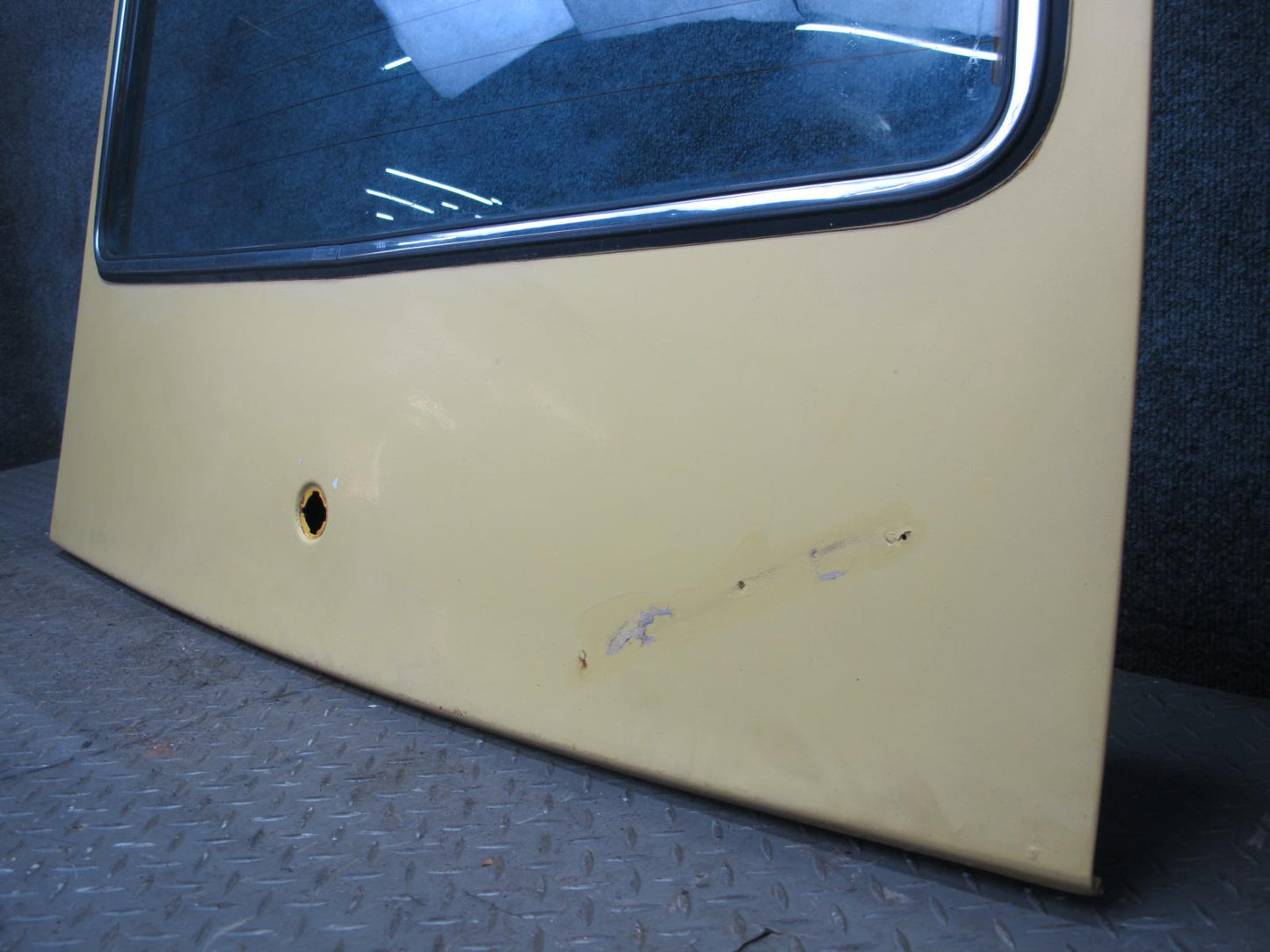 77-78 Datsun S30 280Z 2+2 Rear Trunk Lid Tailgate Liftgate Hatch w Glass OEM