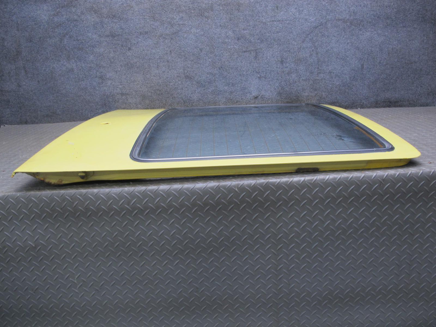 77-78 Datsun S30 280Z 2+2 Rear Trunk Lid Tailgate Liftgate Hatch w Glass OEM