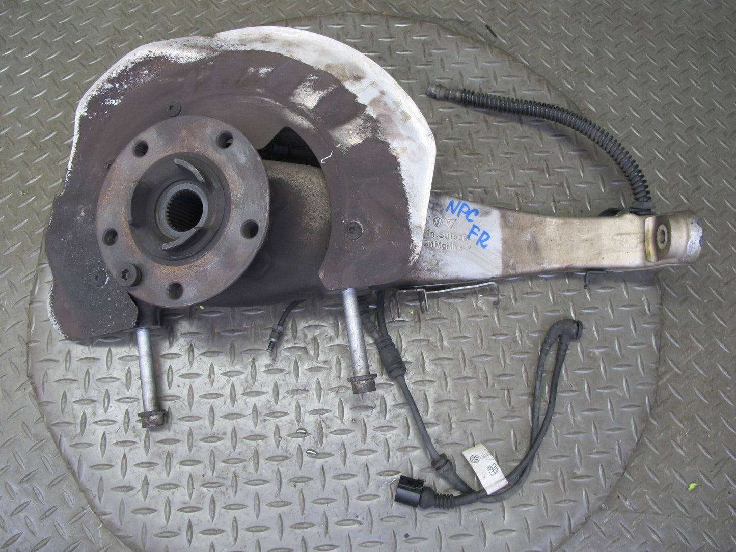 2011-2018 Porsche Cayenne 958 AWD Front Right Spindle Knuckle Wheel Hub Bearing