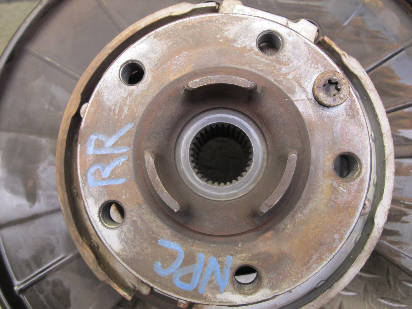 2013-2018 Porsche Cayenne 958 AWD Rear Right Spindle Knuckle Wheel Hub Bearing