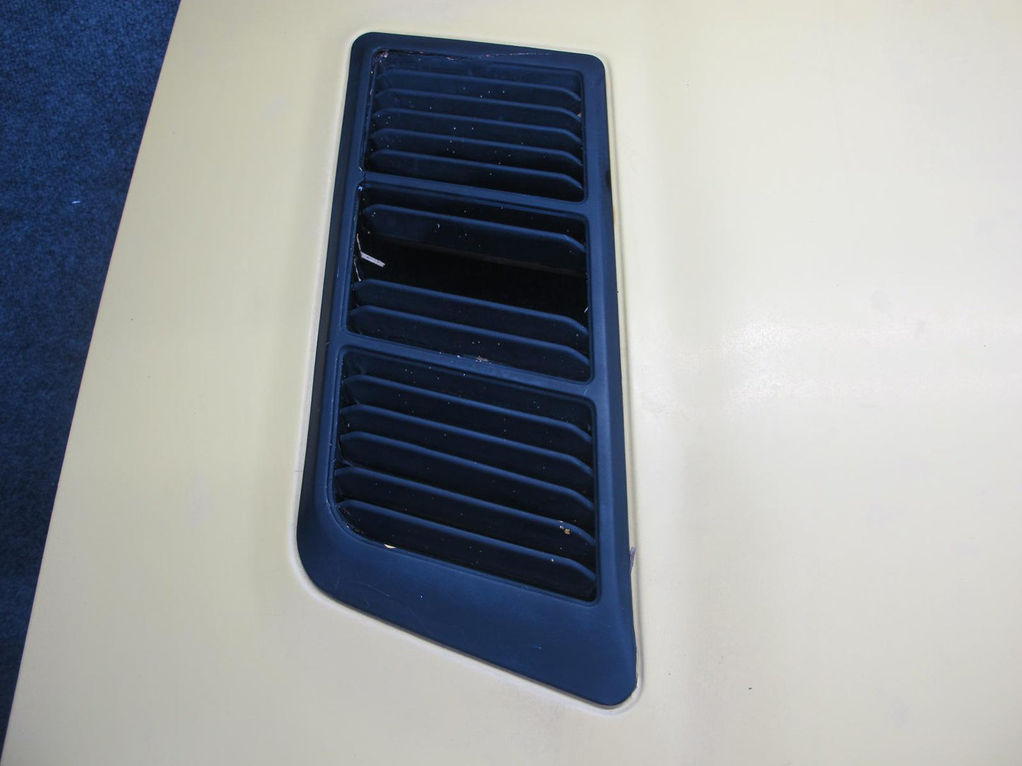 77-78 Datsun S30 280Z Front Hood Bonnet Shell Cover Panel Yellow OEM