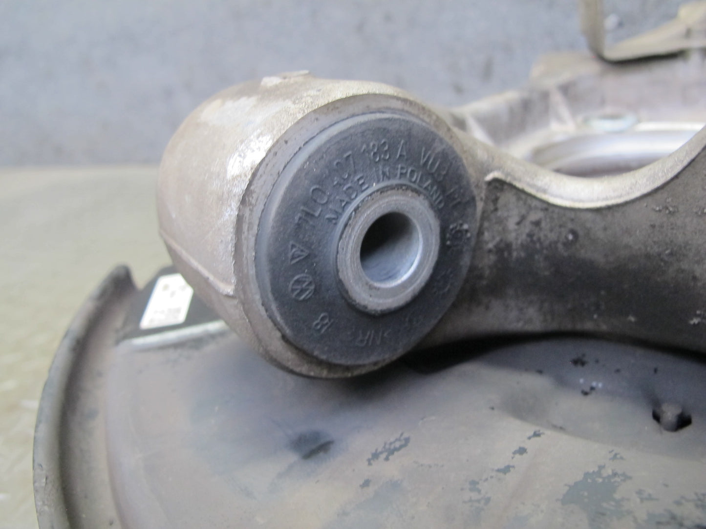 2013-2018 Porsche Cayenne 958 AWD Rear Right Spindle Knuckle Wheel Hub Bearing