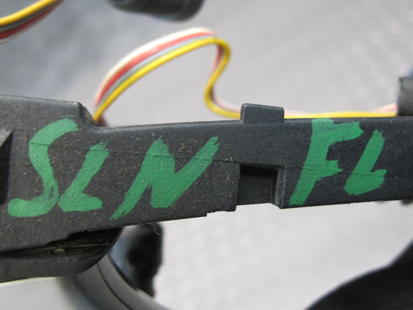 03-06 Mercedes R230 Sl-class Left Door Exterior Handle w Keyless Entry OEM