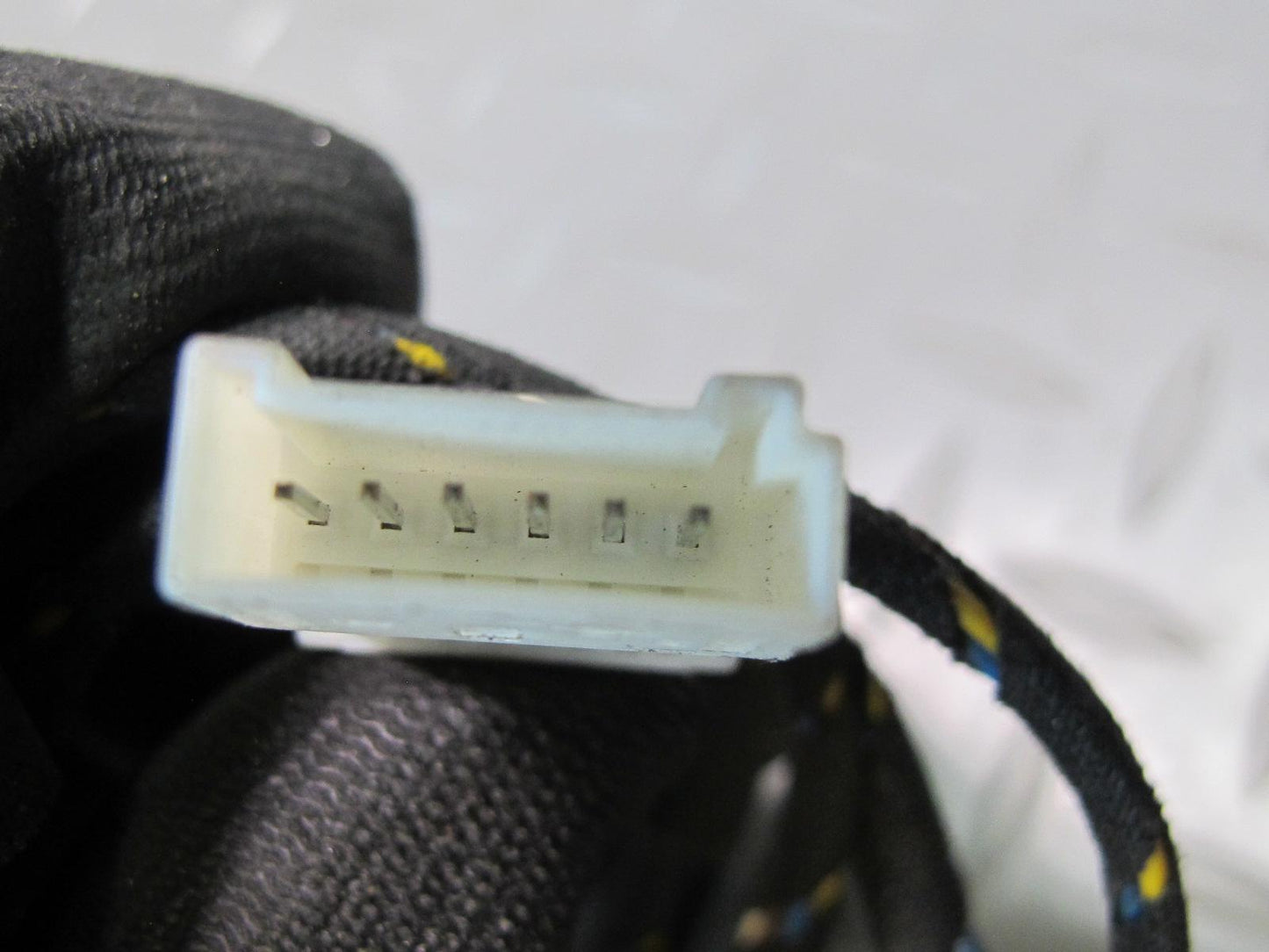 03-06 Mercedes R230 Sl-class Left Door Exterior Handle w Keyless Entry OEM