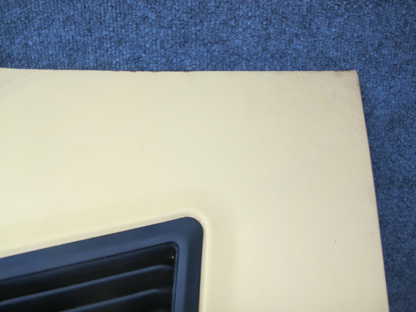 77-78 Datsun S30 280Z Front Hood Bonnet Shell Cover Panel Yellow OEM