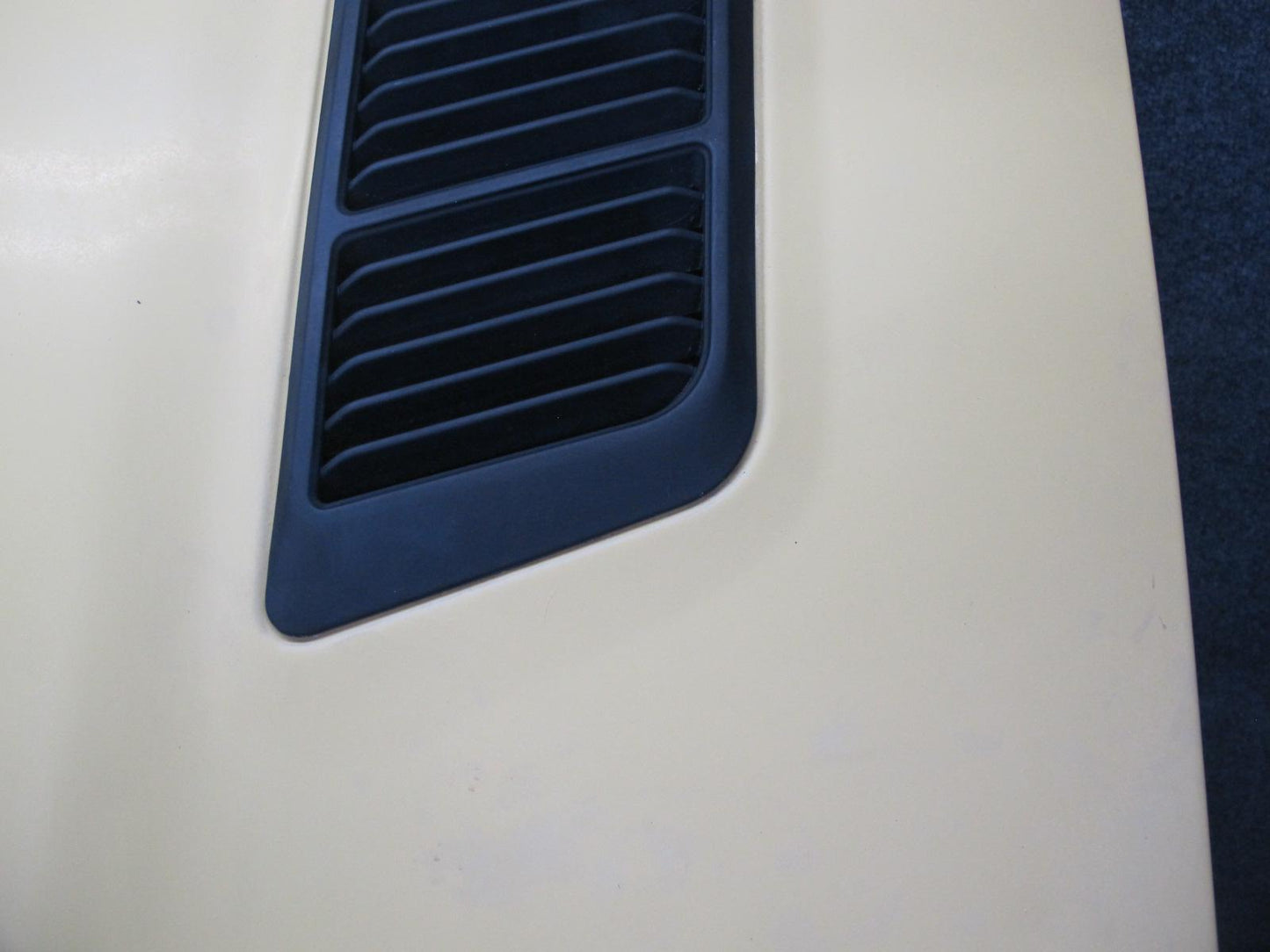 77-78 Datsun S30 280Z Front Hood Bonnet Shell Cover Panel Yellow OEM