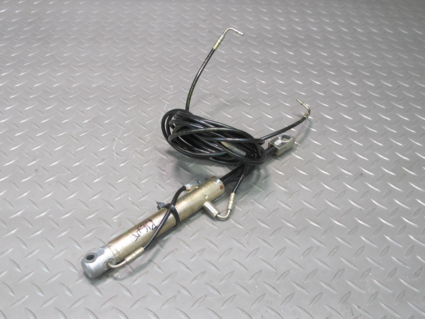 03-12 Mercedes R230 Sl-class Convertible Right TOP Roof Hydraulic Cylinder OEM