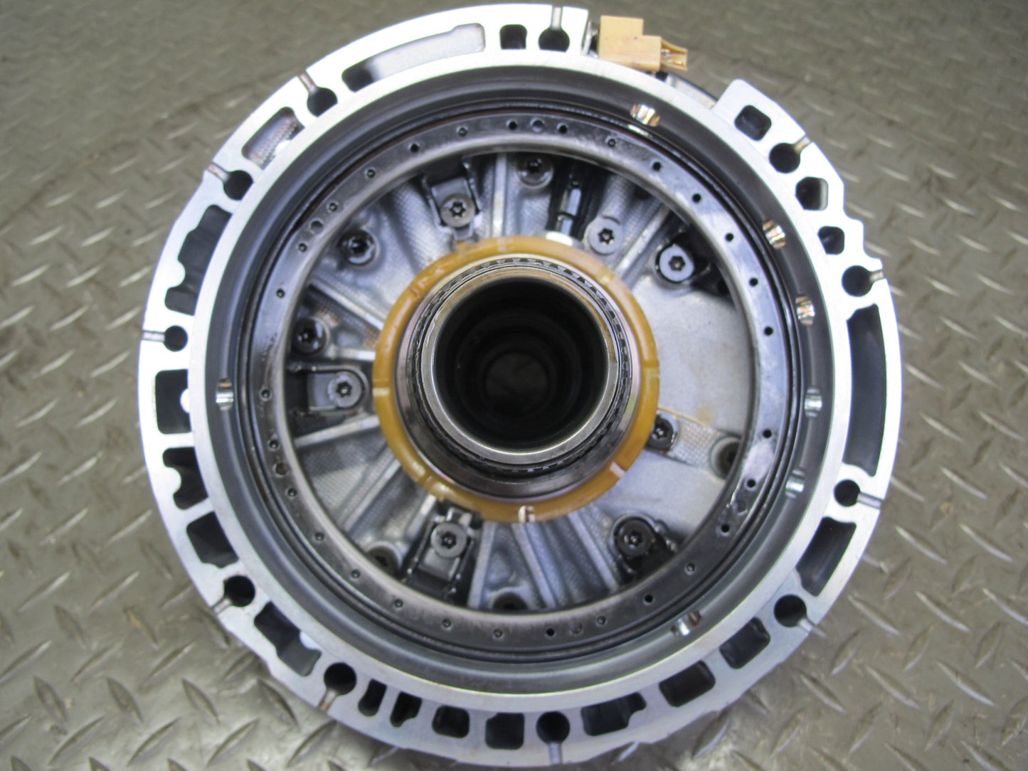 2011-2014 Porsche Cayenne S 958 4.8L Automatic Transmission Oil Pump