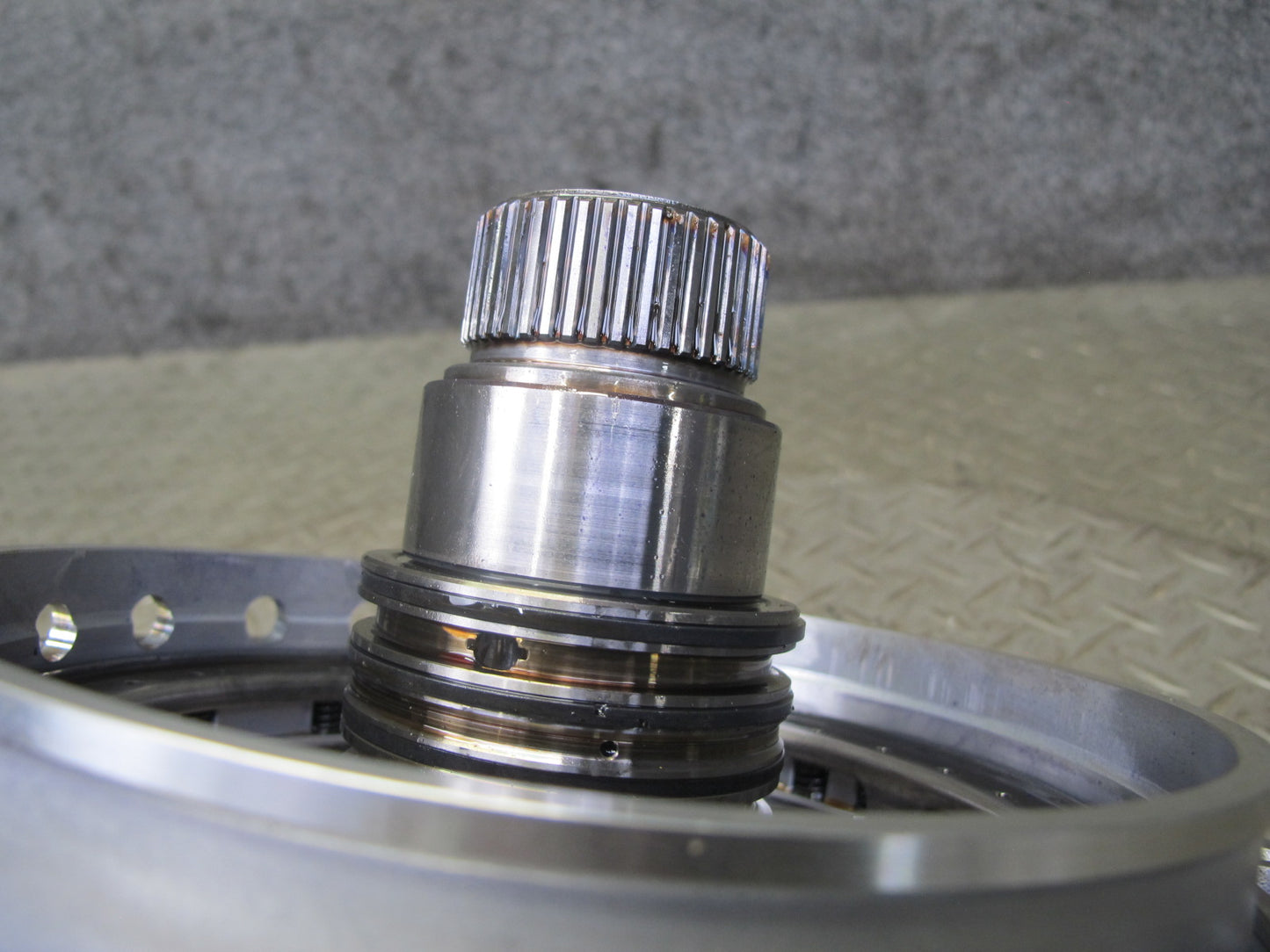 2011-2014 Porsche Cayenne S 958 4.8L Automatic Transmission Oil Pump