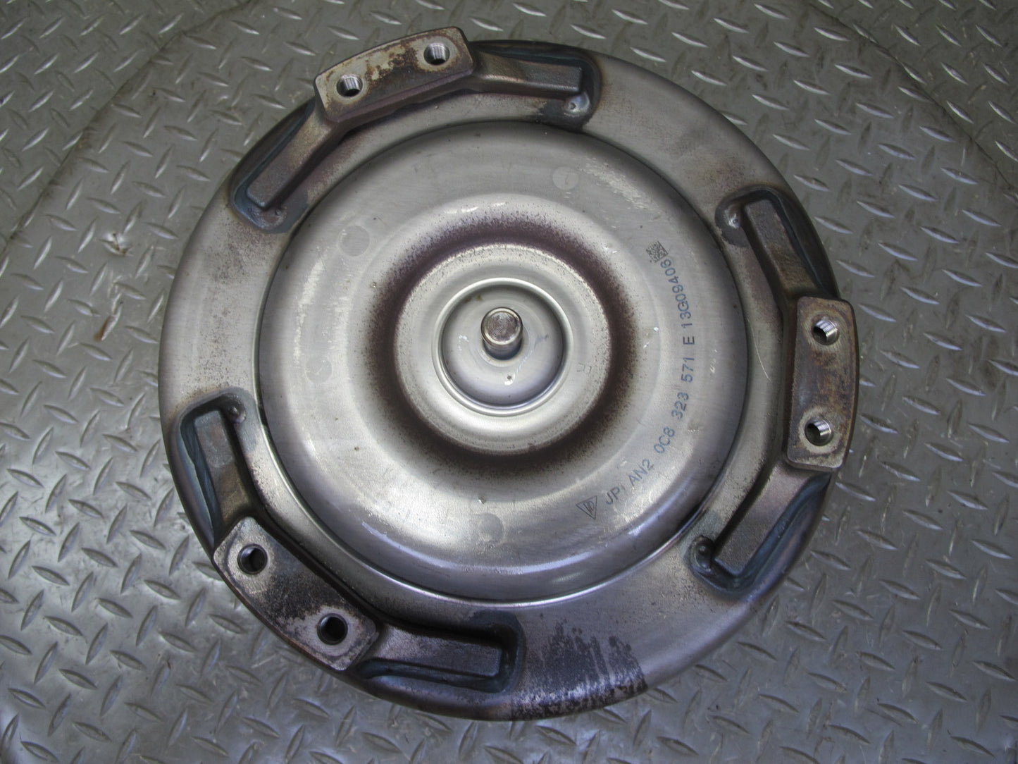 2011-2014 Porsche Cayenne 958 4.8L A/T Transmission Torque Converter 0C8323571E