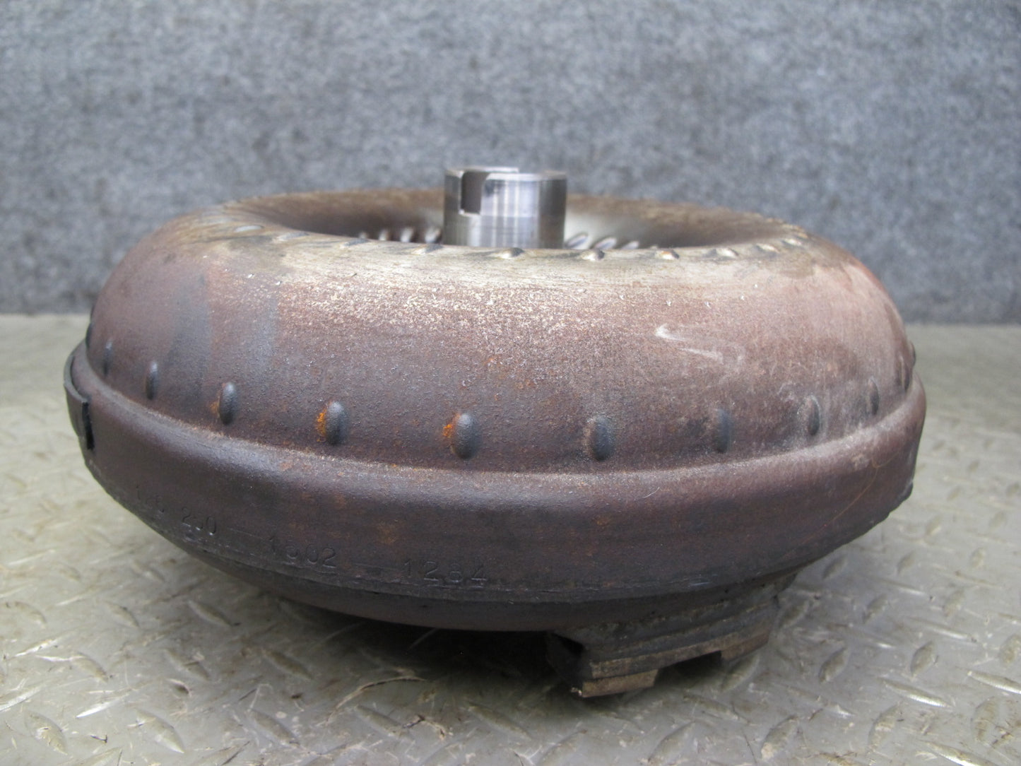 81-85 Mercedes W123 300D 722.315 A/T Automatic Transmission Torque Converter OEM