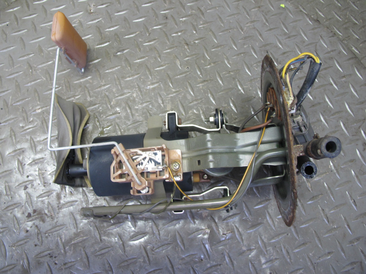 90-96 Nissan Z32 300ZX 2+2 NON Turbo Fuel Pump Sending Unit Assembly OEM