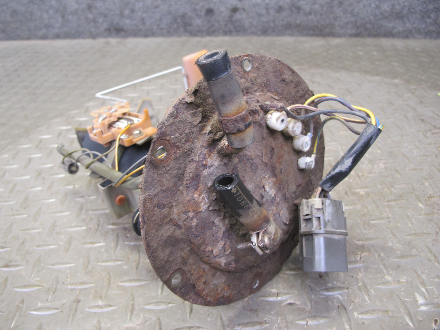 90-96 Nissan Z32 300ZX 2+2 NON Turbo Fuel Pump Sending Unit Assembly OEM