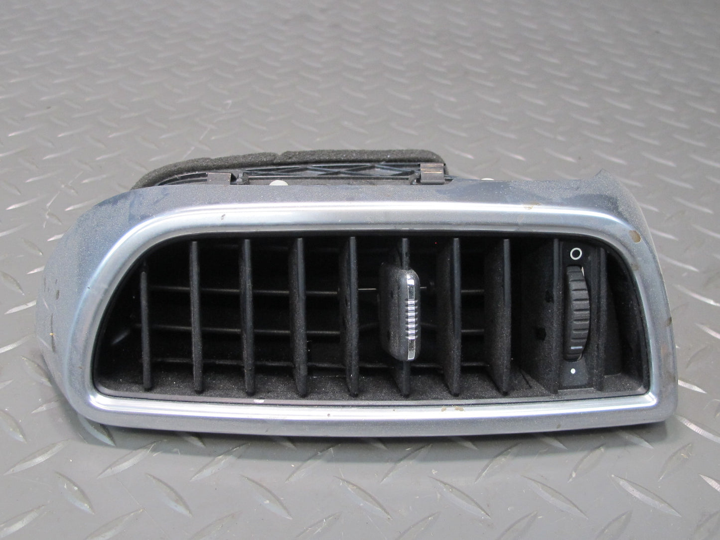 2011-2018 Porsche Cayenne 958 Front Right Side Dash A/C Heater Air Vent Grille