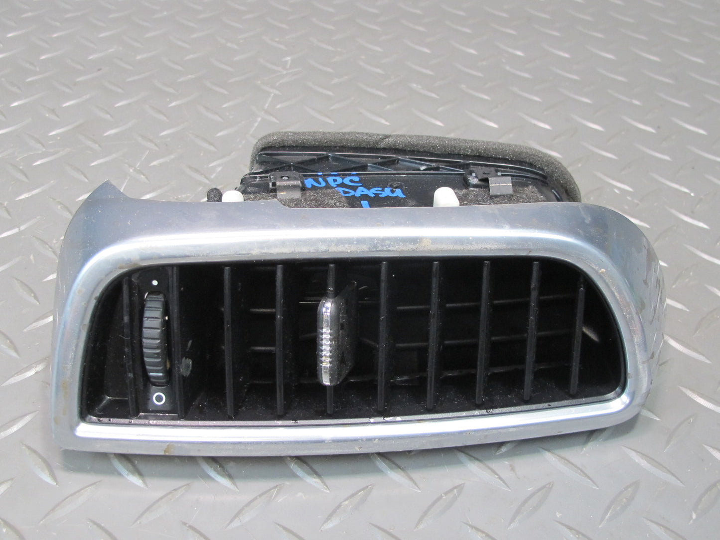 2011-2018 Porsche Cayenne 958 Front Left Side Dash A/C Heater Air Vent Grille