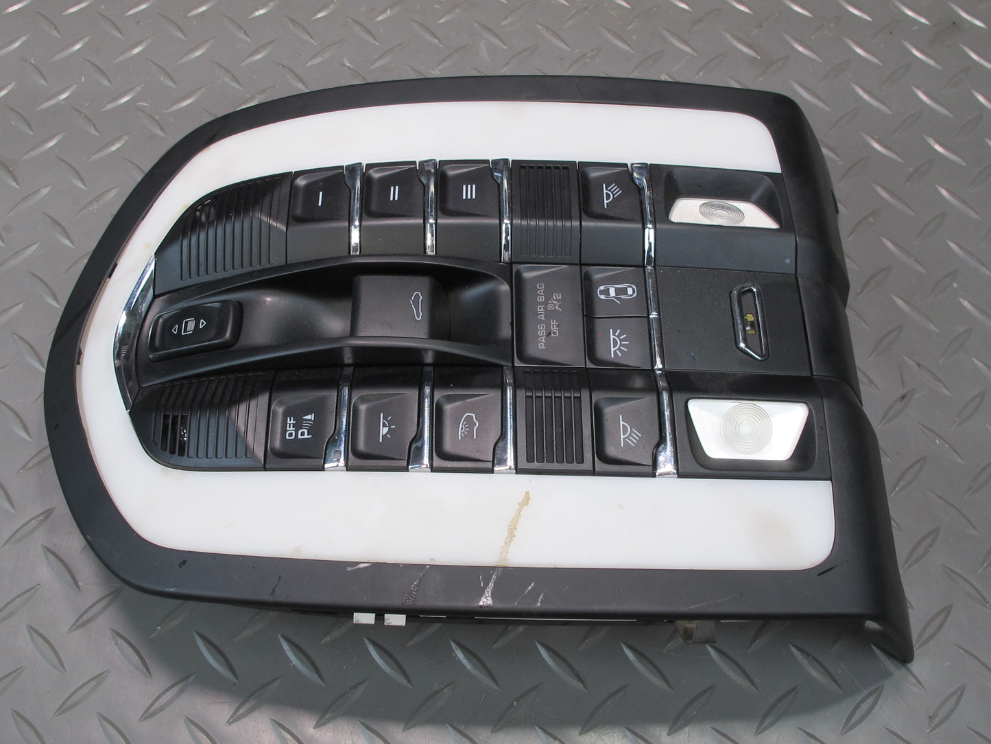 17-21 Porsche Panamera 971 Front Overhead Console Dome Reading Light w Sunroof