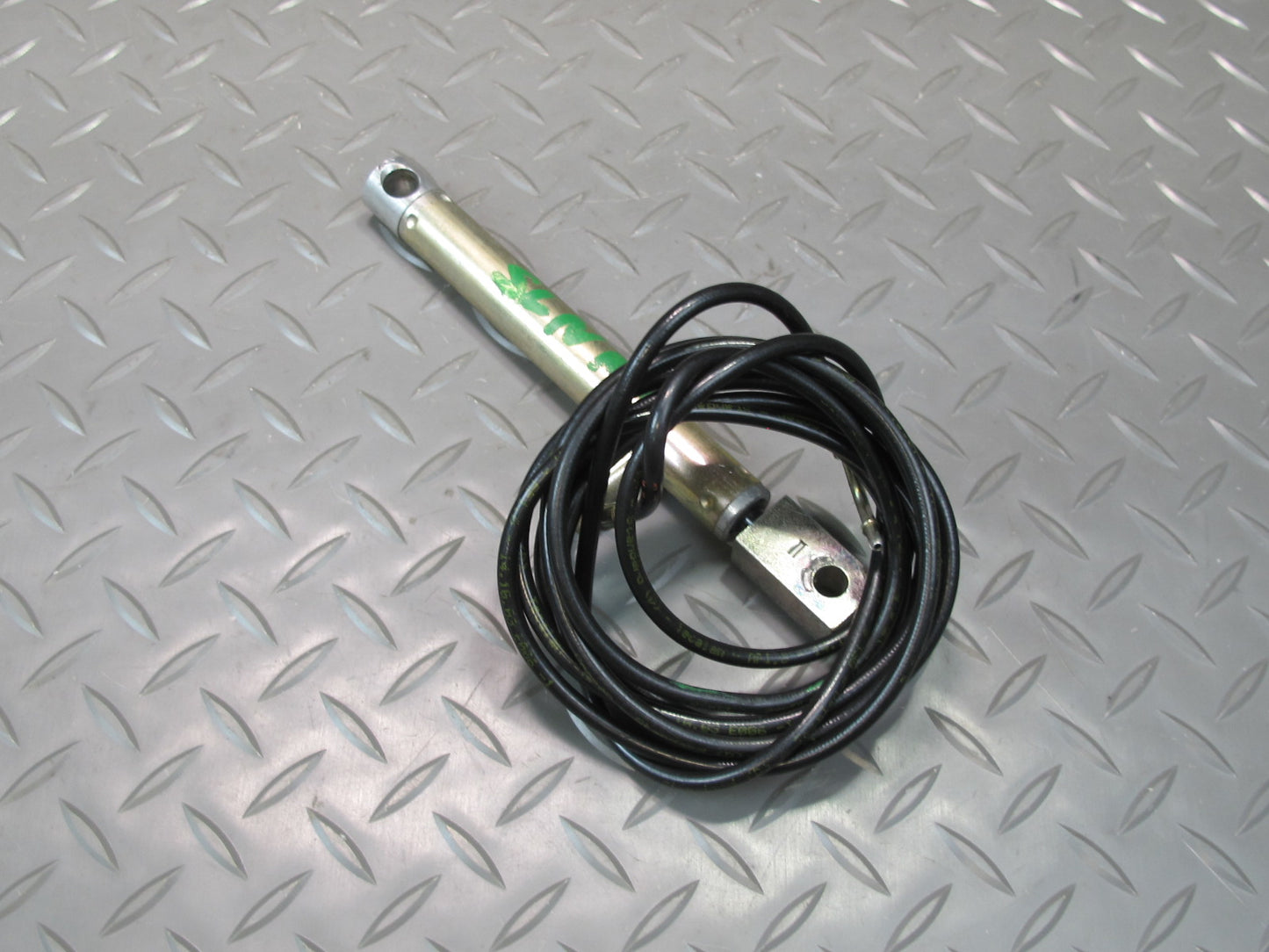 03-12 Mercedes R230 Sl-class Convertible Right TOP Roof Hydraulic Cylinder OEM