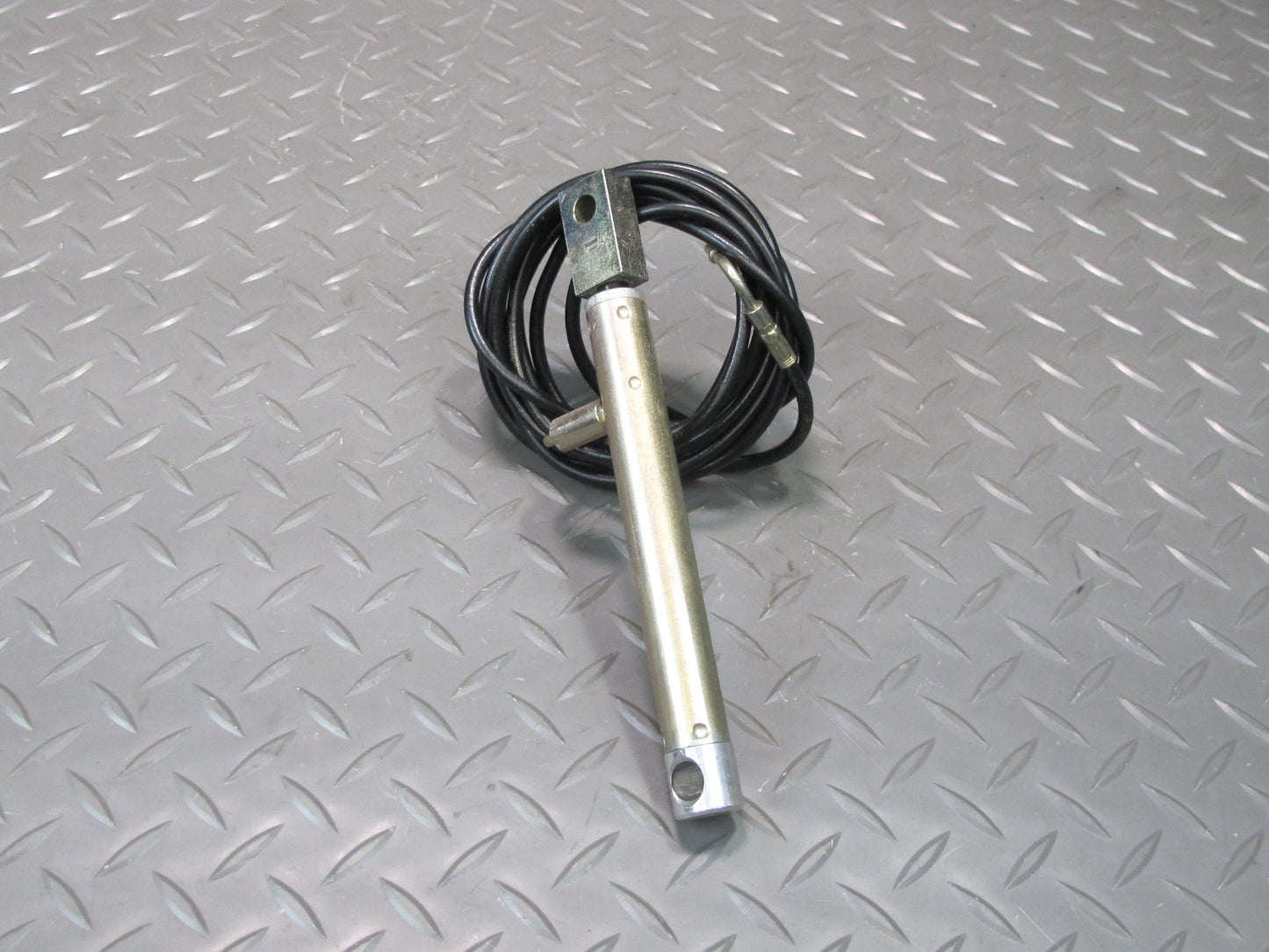 03-12 Mercedes R230 Sl-class Convertible Right TOP Roof Hydraulic Cylinder OEM