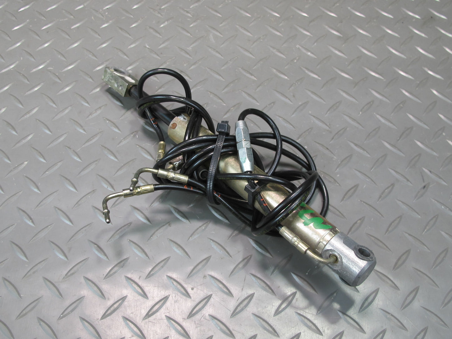 03-12 Mercedes R230 Sl-class Convertible Left TOP Roof Hydraulic Cylinder OEM