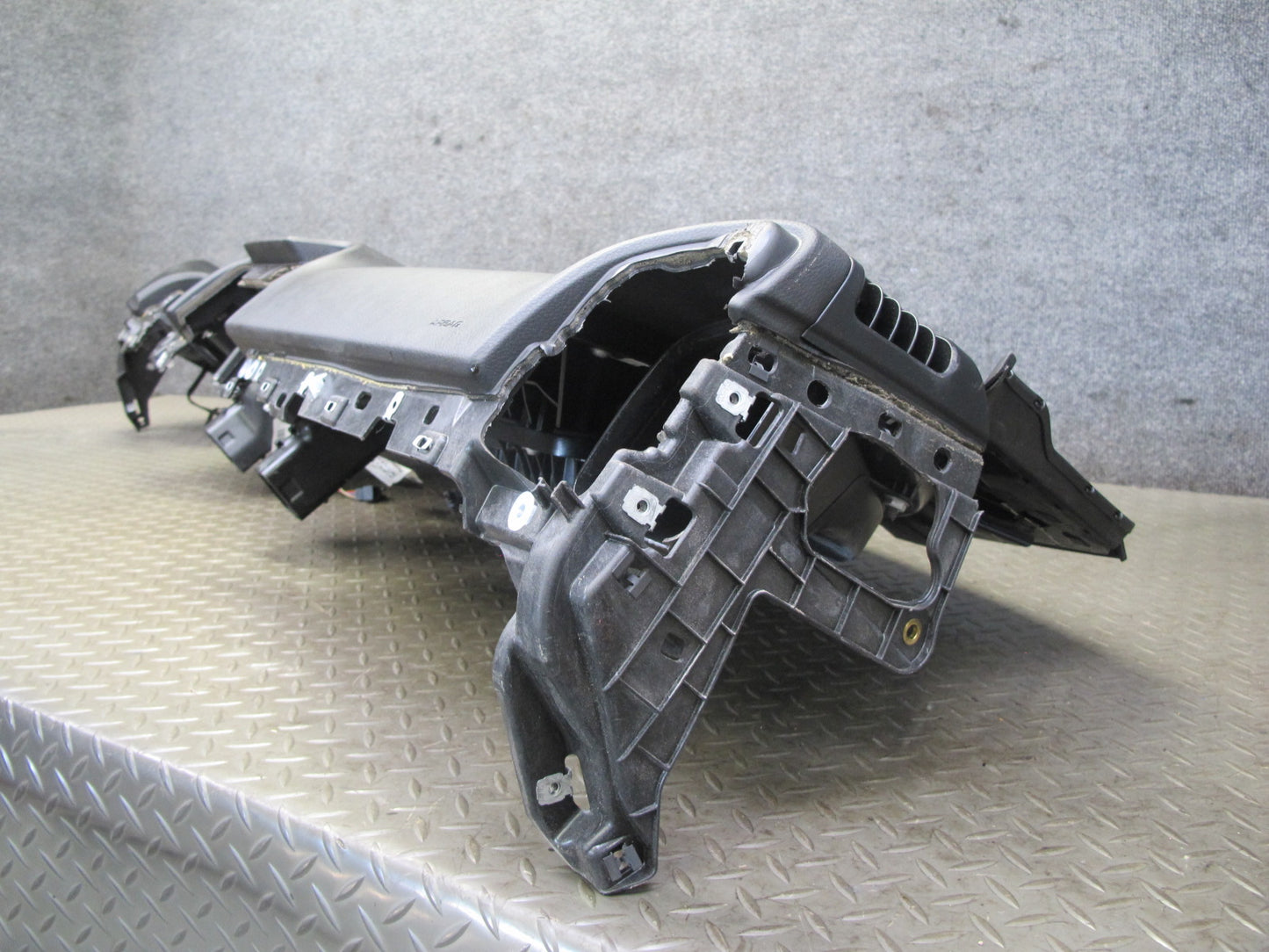 2011-2016 Porsche Cayenne 958 Front Dashboard Dash Instrument Panel Cover Black