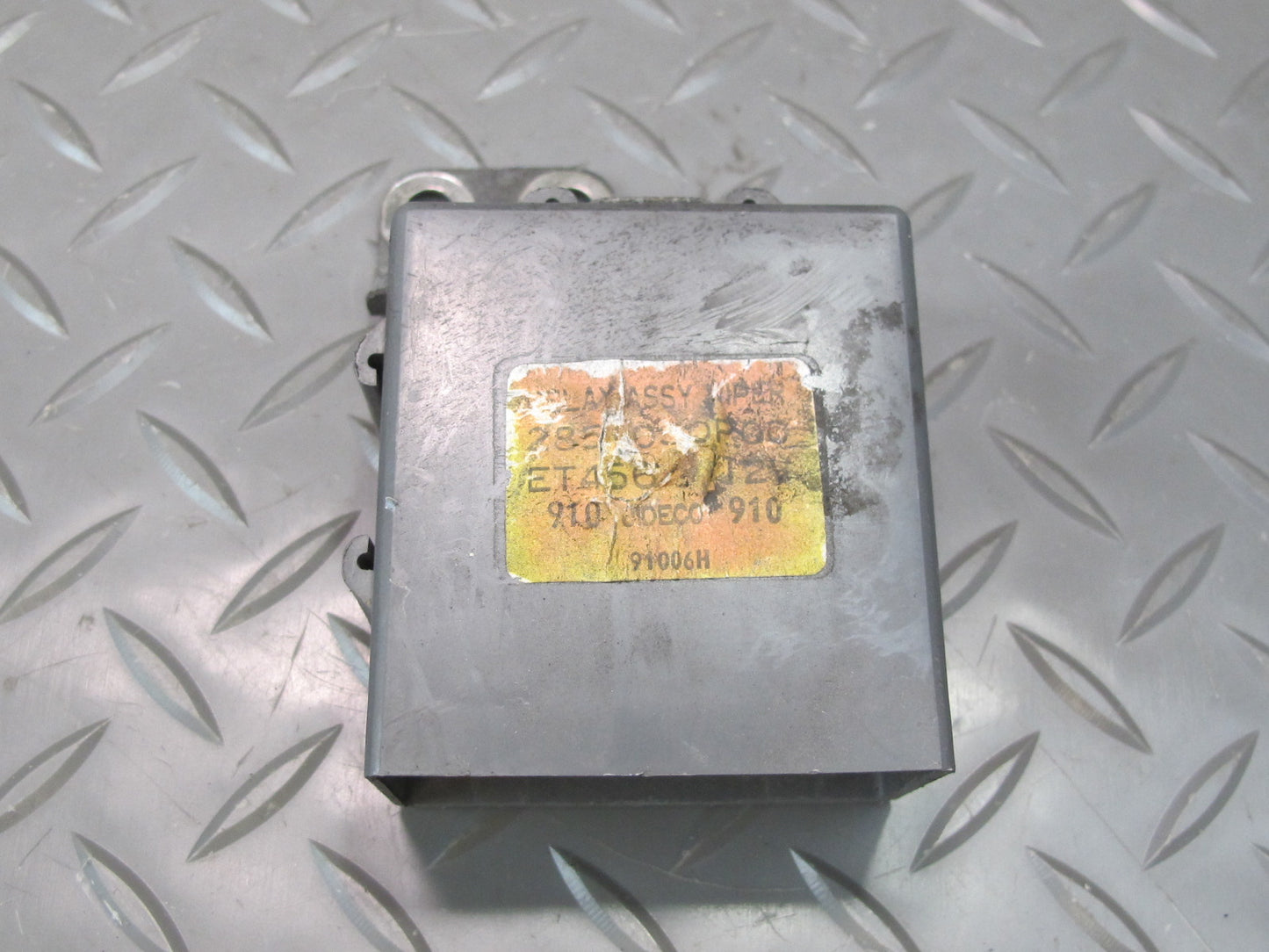 90-96 Nissan Z32 300ZX Windshield Wiper Relay Control Module 28510-30P00 OEM