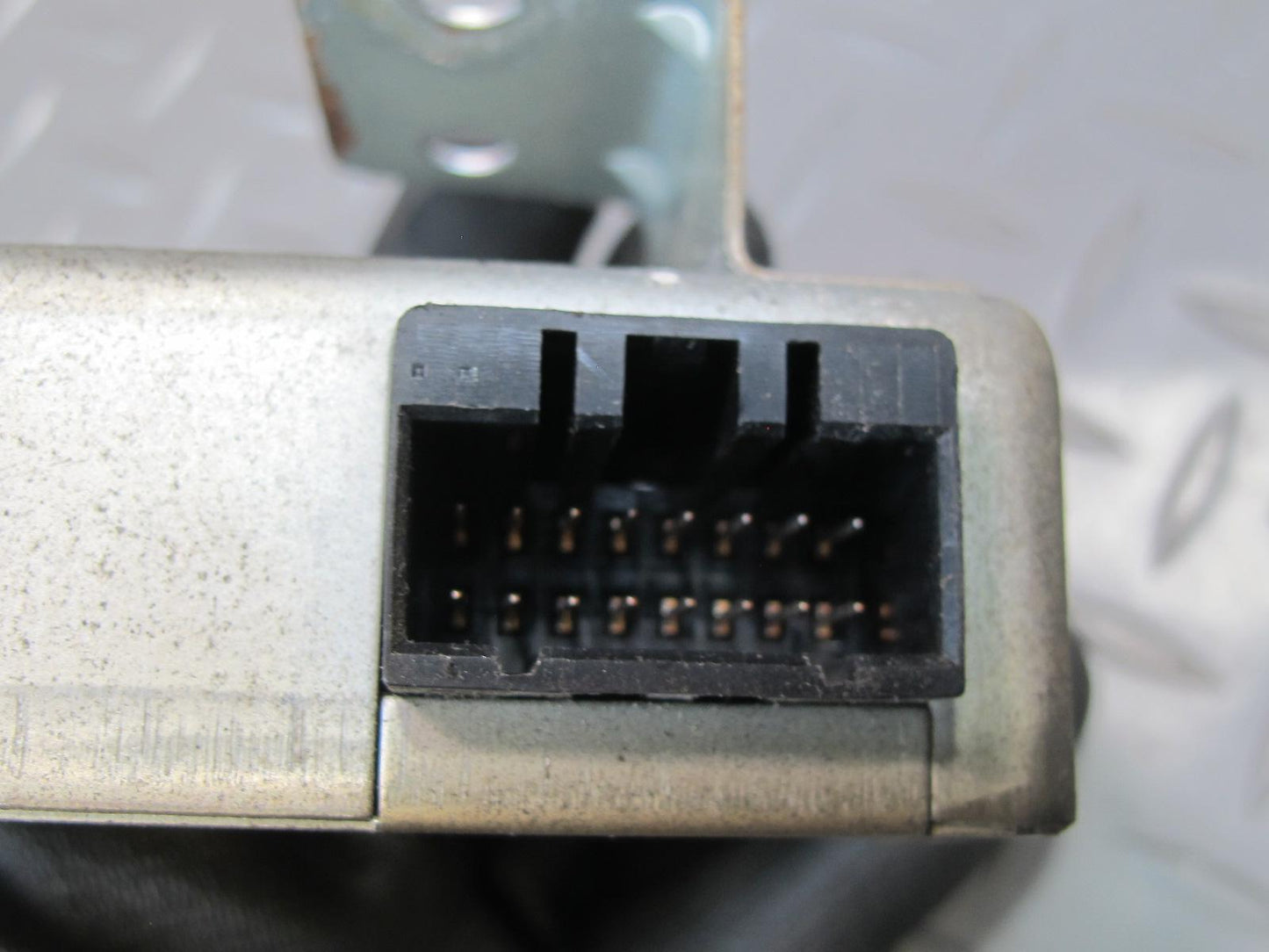 90-93 Nissan Z32 300ZX Theft Warning Control Module 28590-30P00 OEM