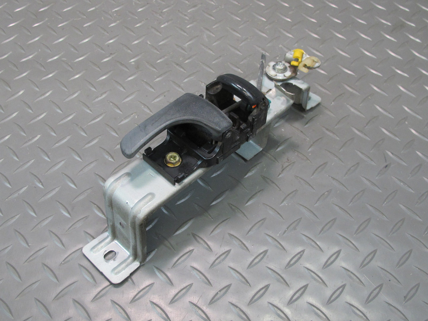 90-96 Nissan Z32 300ZX Coupe Left Door Interior Handle w Mount Bracket OEM