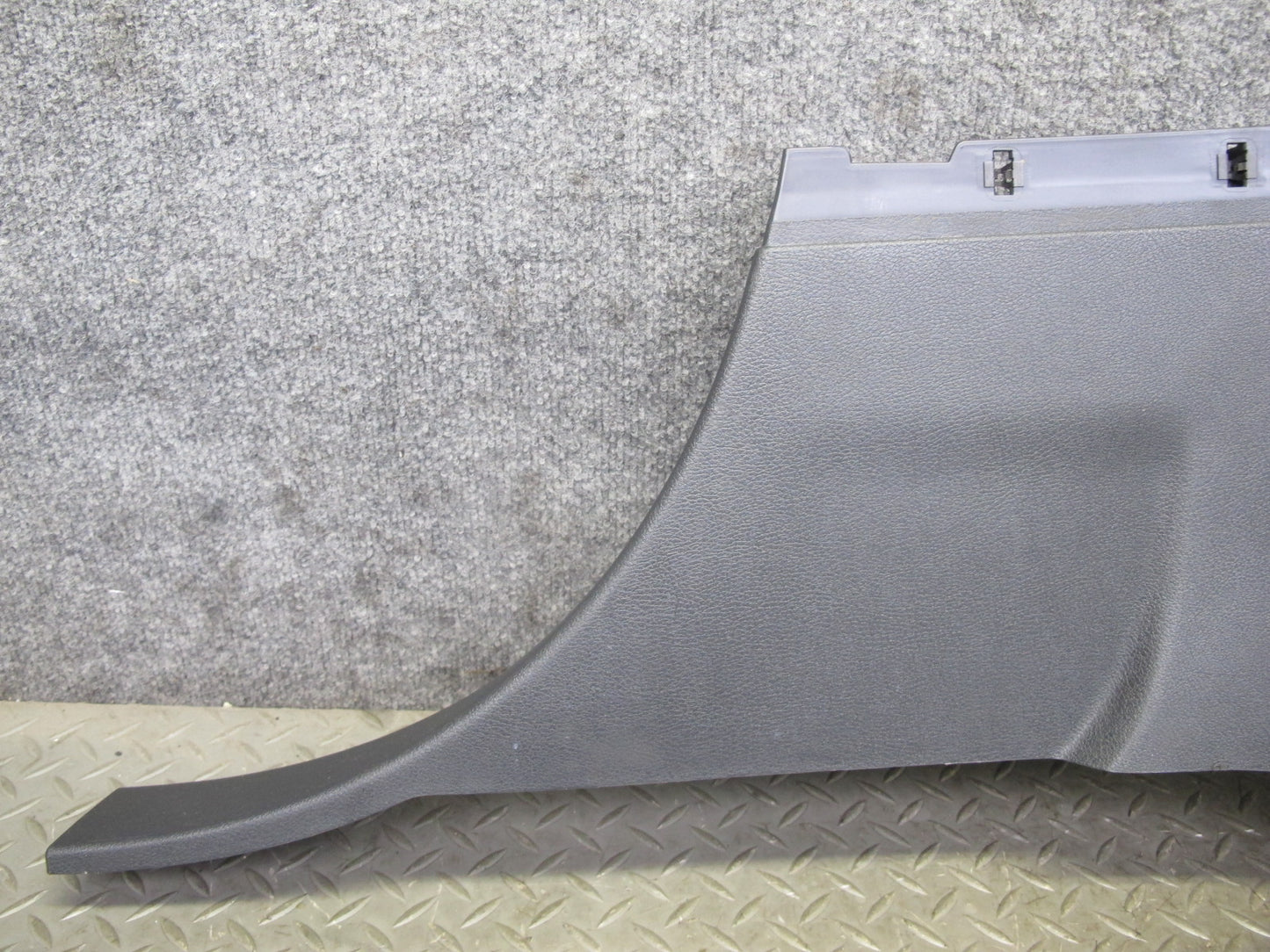 2011-2018 Porsche Cayenne 958 Right Pass Side B Pillar Lower Trim Cover Panel