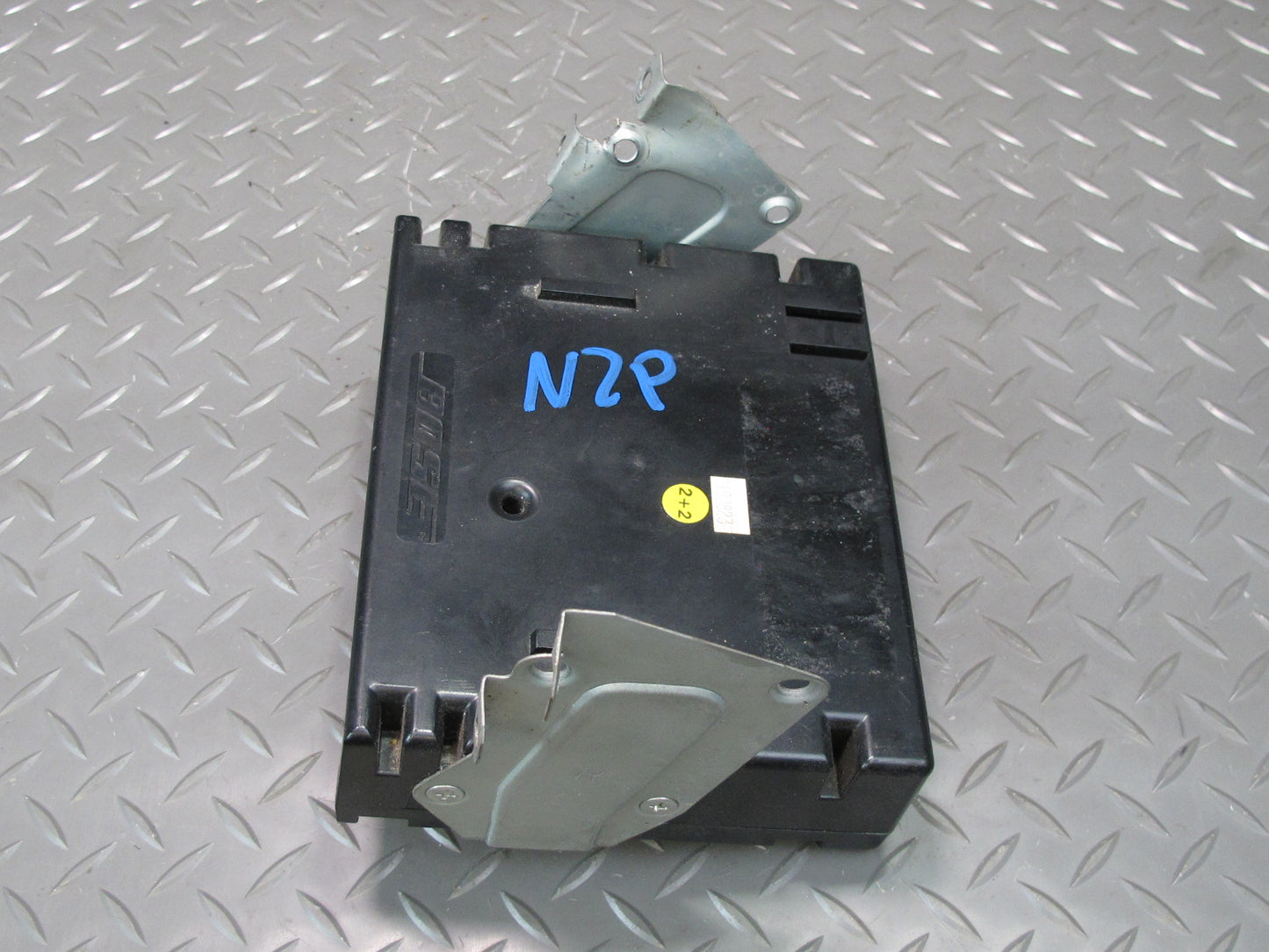 1990 Nissan Z32 300ZX 2+2 Bose Center Speaker Box w Bracket Mounts OEM