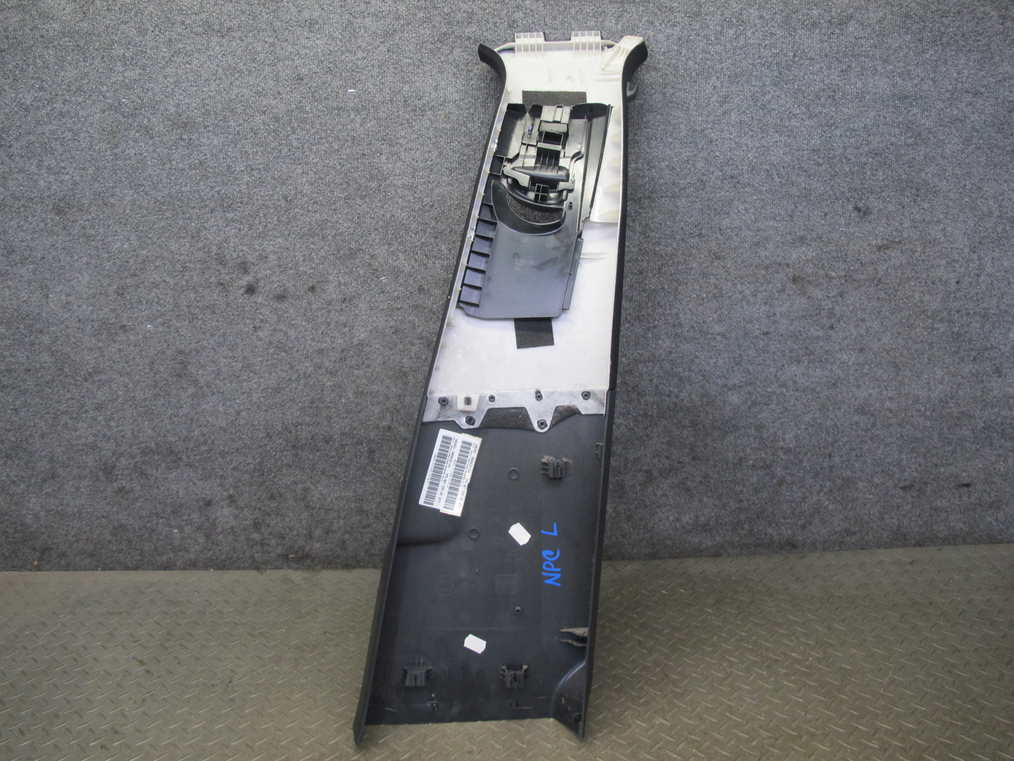 11-18 Porsche Cayenne 958 Right Left Side Upper B Pillar Trim Cover Panel Set