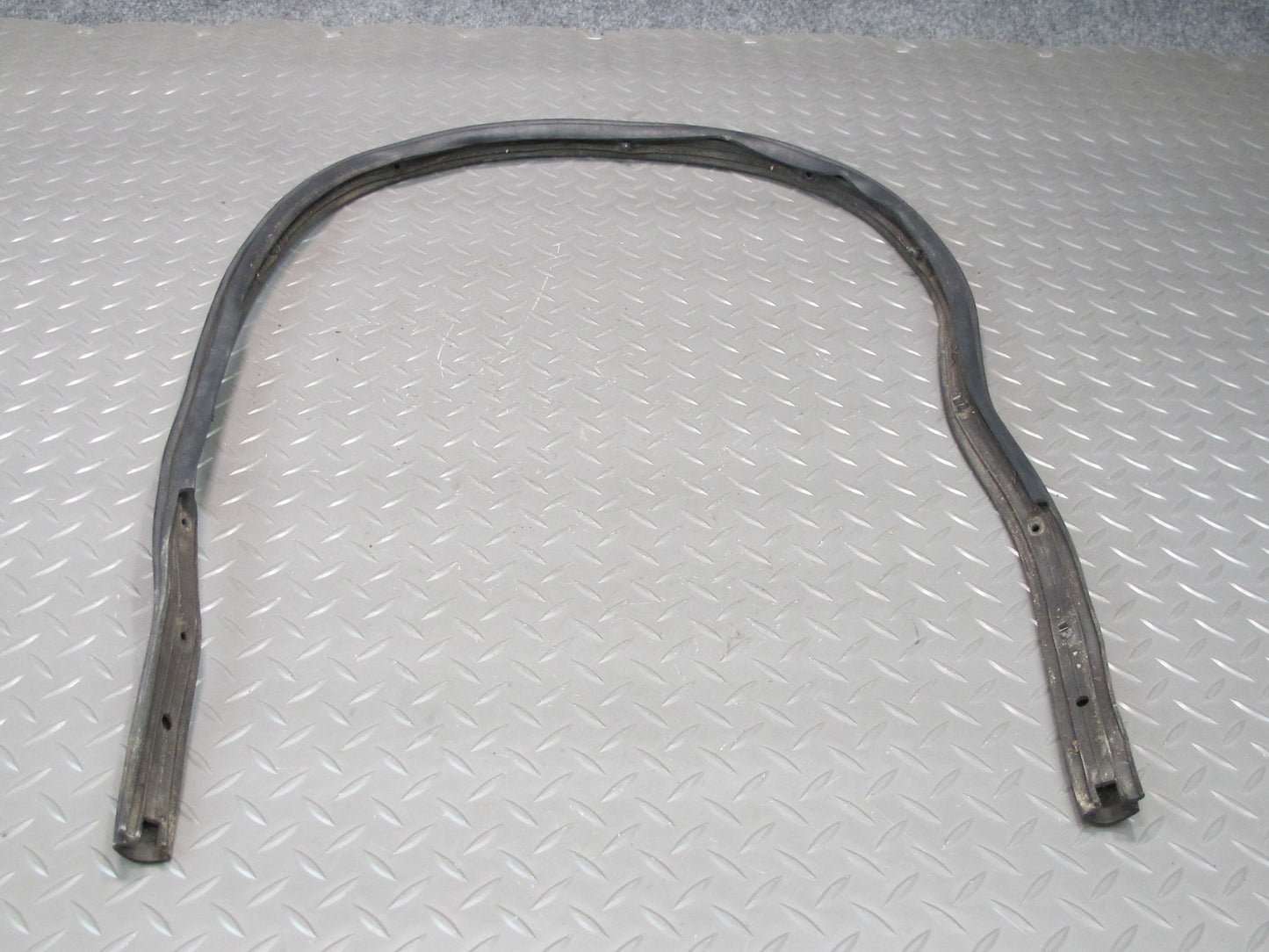 92-00 Lexus JZZ31L SC400 SC300 Front Under Hood Weatherstrip Rubber Seal Set OEM