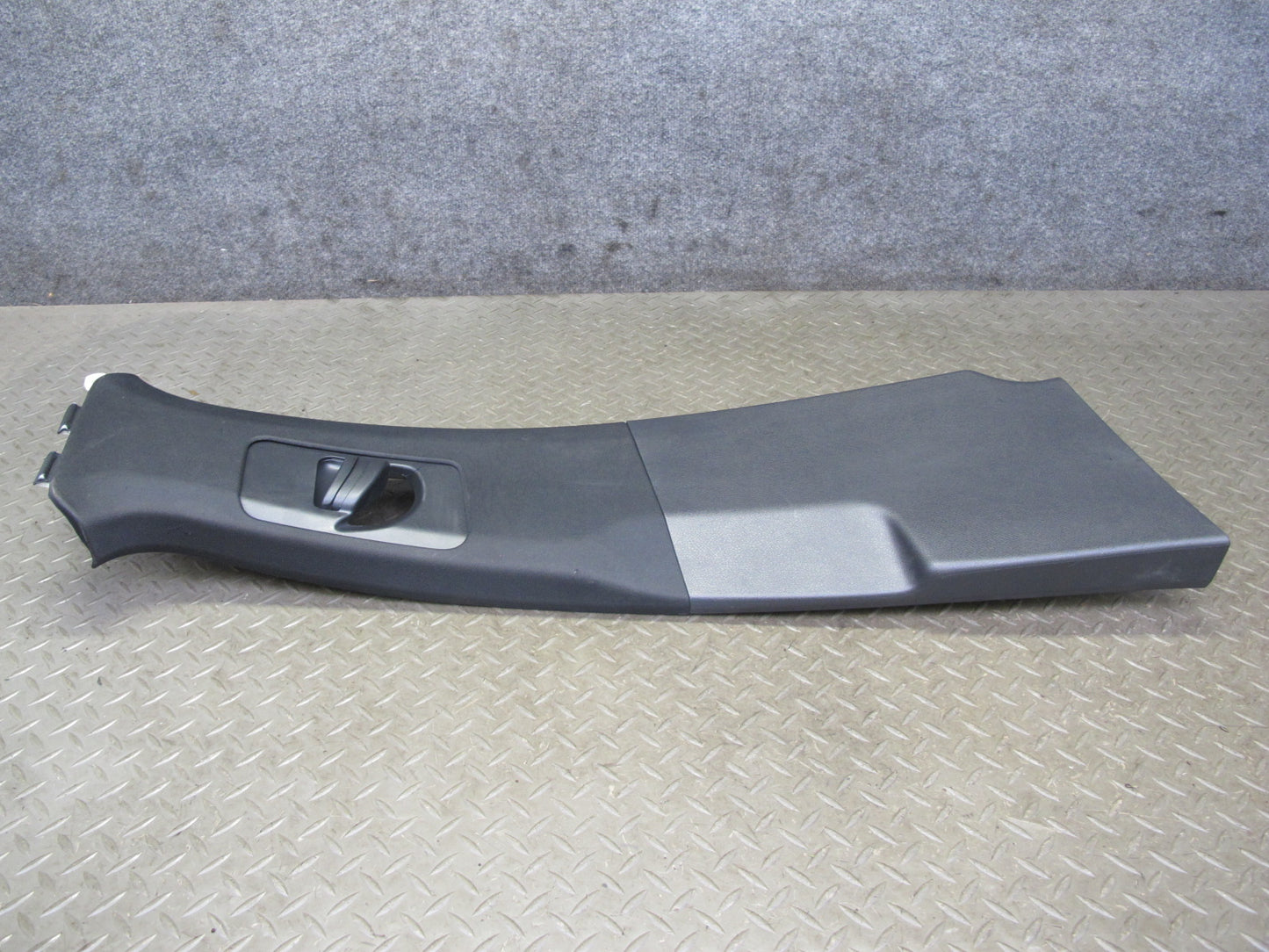 11-18 Porsche Cayenne 958 Right Left Side Upper B Pillar Trim Cover Panel Set