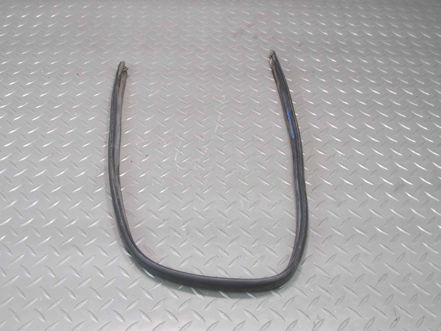 92-00 Lexus JZZ31L SC400 SC300 Front Under Hood Weatherstrip Rubber Seal Set OEM