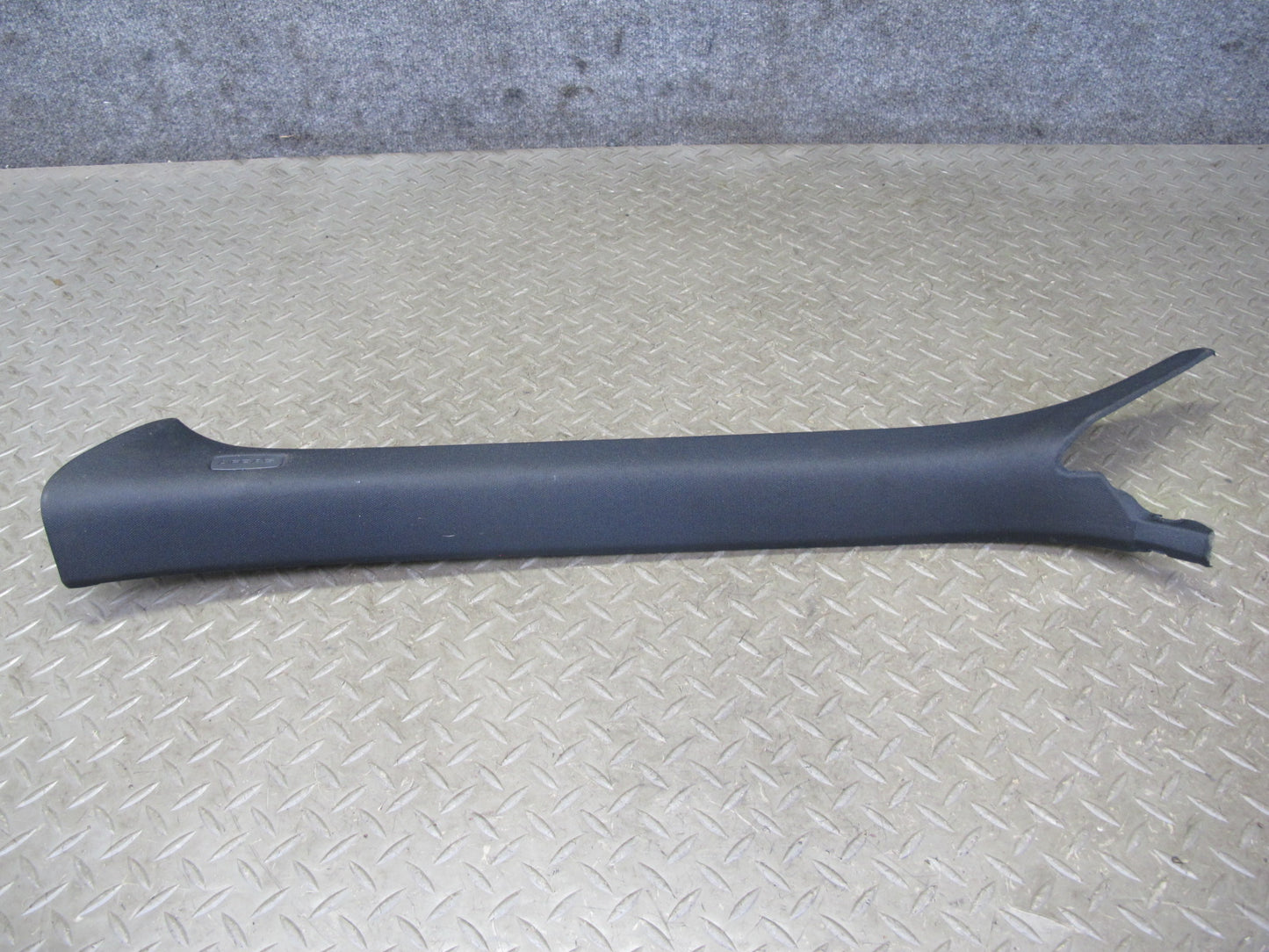 11-18 Porsche Cayenne 958 Front Right & Left Side A Pillar Trim Cover Panel Set